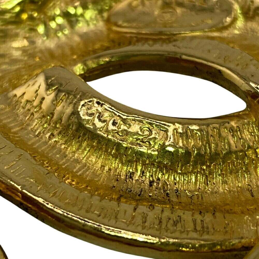 CHANEL Authentic Gold Logo Brooch - Picture 8 of 9